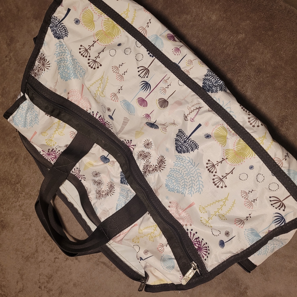 LESPORTSAC Large Weekender Duffle With Mini Bag *No Shoulderstrap